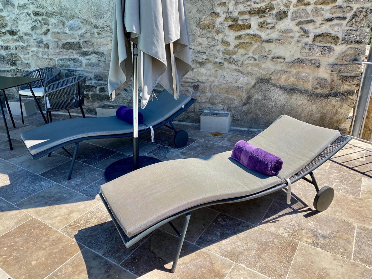 La Maison Des Vendangeurs - Table D'Hotes Le Soir Du Jeudi Au Dimanche- Jacuzzi - Balneo Spa - Acces Piscine Pour Toutes Les Chambres Sauf Studio Coquet- Piscine De Mai A Mi-Octobre Martignargues Exterior foto