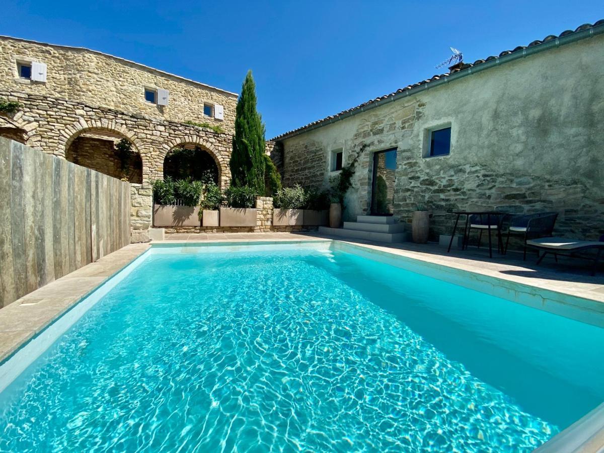 La Maison Des Vendangeurs - Table D'Hotes Le Soir Du Jeudi Au Dimanche- Jacuzzi - Balneo Spa - Acces Piscine Pour Toutes Les Chambres Sauf Studio Coquet- Piscine De Mai A Mi-Octobre Martignargues Exterior foto