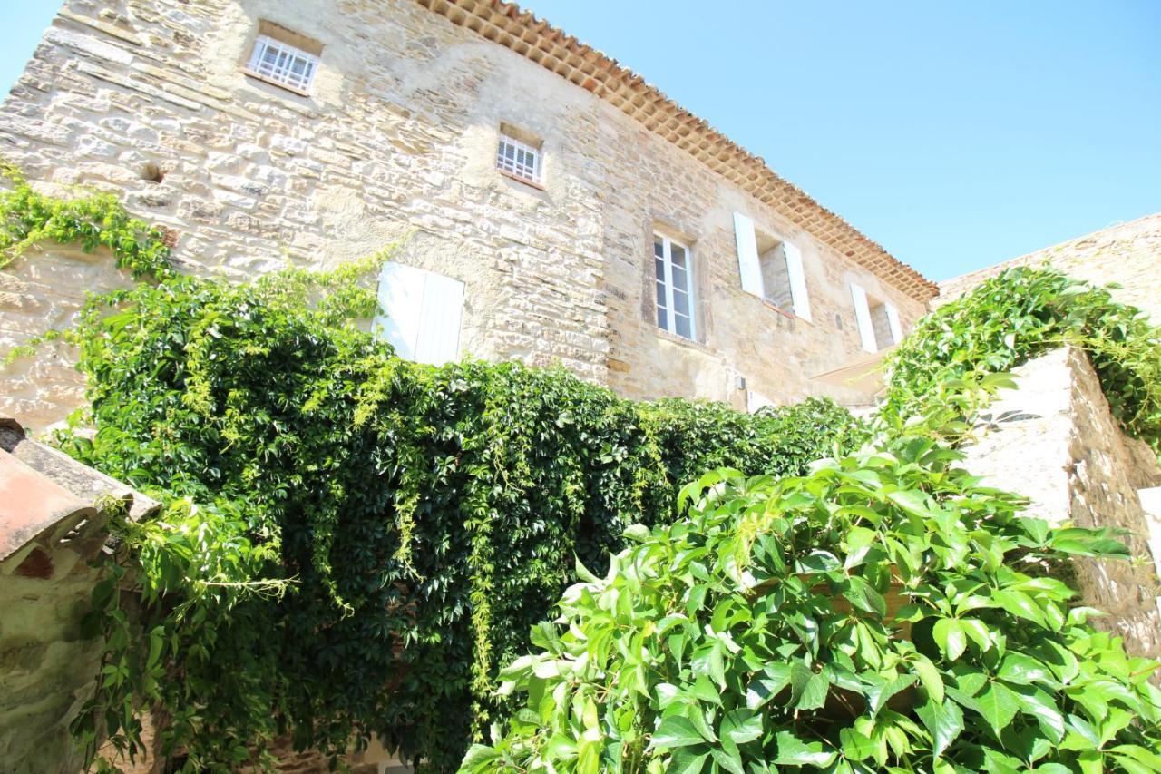 La Maison Des Vendangeurs - Table D'Hotes Le Soir Du Jeudi Au Dimanche- Jacuzzi - Balneo Spa - Acces Piscine Pour Toutes Les Chambres Sauf Studio Coquet- Piscine De Mai A Mi-Octobre Martignargues Exterior foto