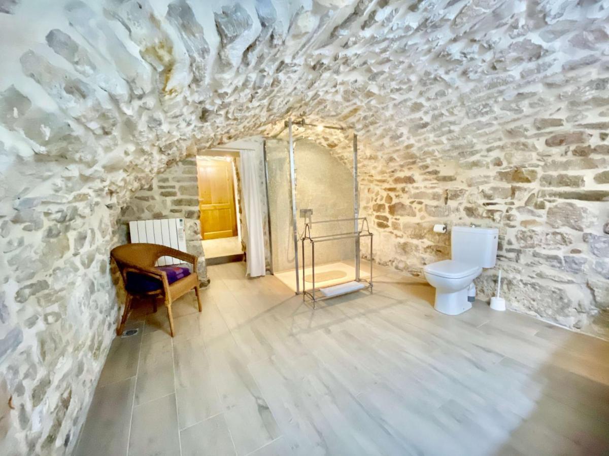 La Maison Des Vendangeurs - Table D'Hotes Le Soir Du Jeudi Au Dimanche- Jacuzzi - Balneo Spa - Acces Piscine Pour Toutes Les Chambres Sauf Studio Coquet- Piscine De Mai A Mi-Octobre Martignargues Exterior foto
