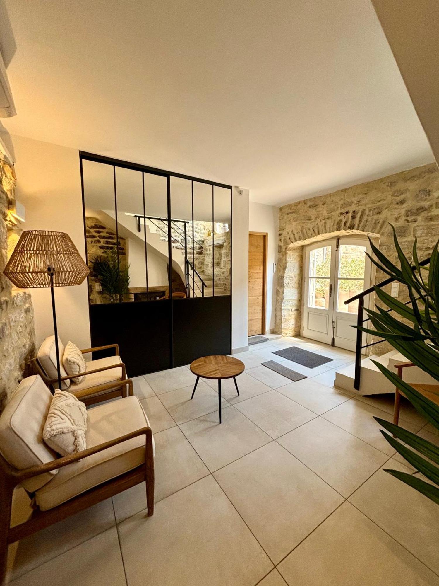La Maison Des Vendangeurs - Table D'Hotes Le Soir Du Jeudi Au Dimanche- Jacuzzi - Balneo Spa - Acces Piscine Pour Toutes Les Chambres Sauf Studio Coquet- Piscine De Mai A Mi-Octobre Martignargues Exterior foto