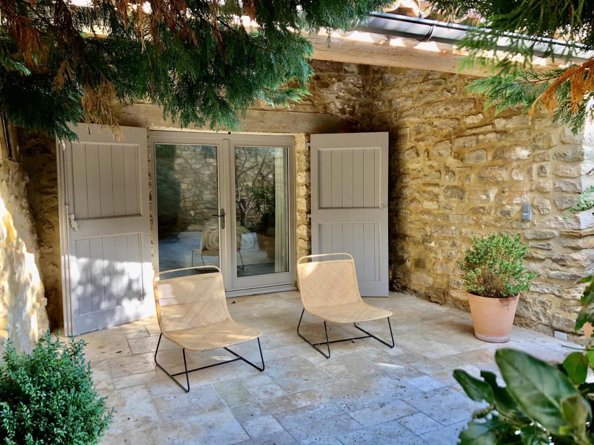 La Maison Des Vendangeurs - Table D'Hotes Le Soir Du Jeudi Au Dimanche- Jacuzzi - Balneo Spa - Acces Piscine Pour Toutes Les Chambres Sauf Studio Coquet- Piscine De Mai A Mi-Octobre Martignargues Exterior foto